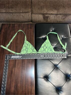 Zaful Green Snakeskin Triangle Bikini Top